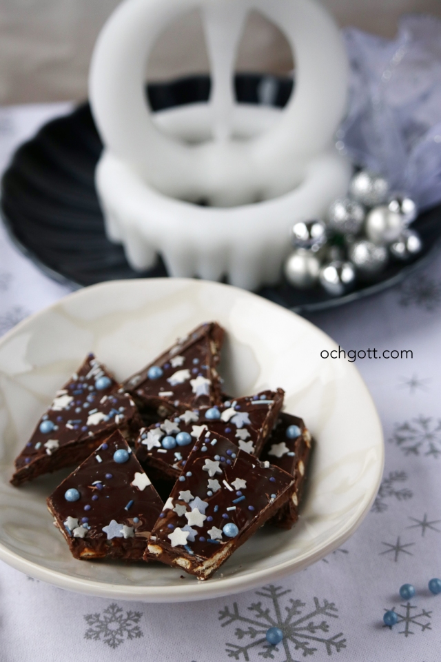 Choklad- och nougatbräck med salta pinnar - Foto: Britt-Marie Knutsson